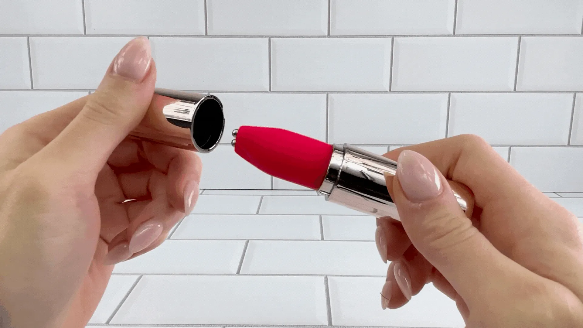 Electrostimulation Silicone Lipstick Vibe - 3 ELECTRO Settings and Powerful Vibes!